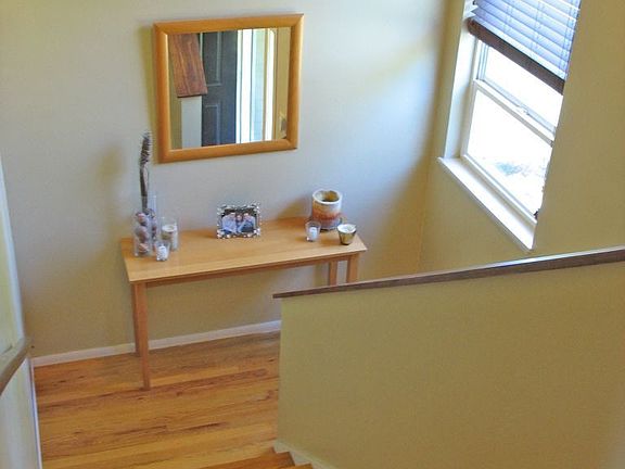 5th image of 10027 NE 127th Pl