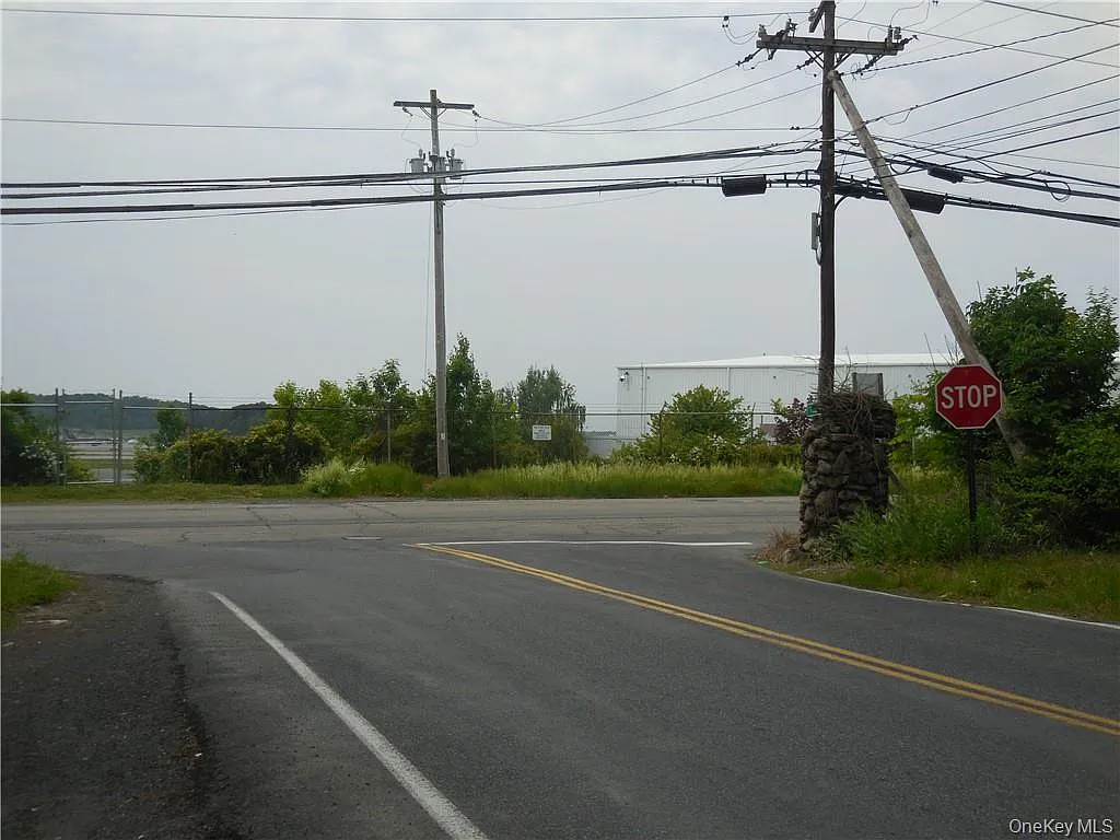 Fletcher Drive photo 1
