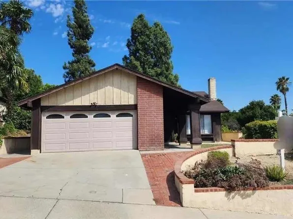 2410 E Magdalena Dr, West Covina, CA 91792