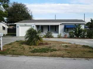 10879 112th Pl, Seminole, FL 33778