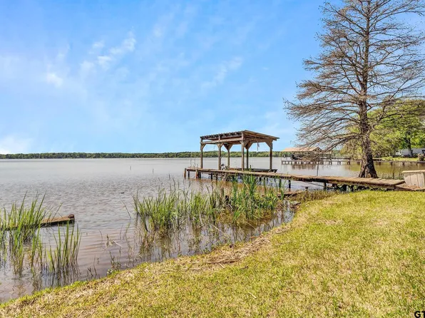15827 County Road 4260d, Henderson, TX 75654