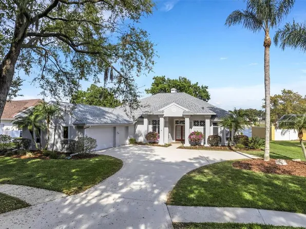 5933 Lake Victoria Dr, Lakeland, FL 33813