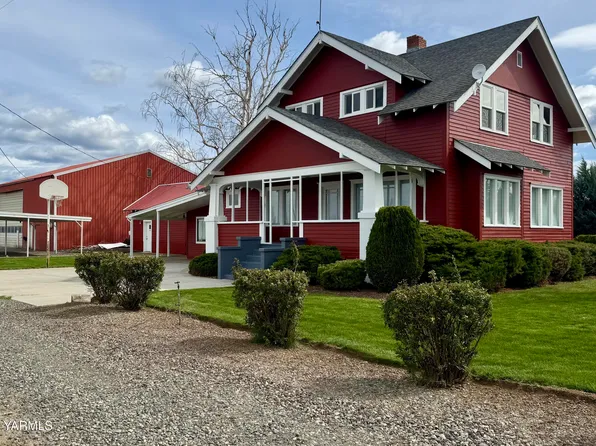 7801 Campbell Rd #1, Toppenish, WA 98948