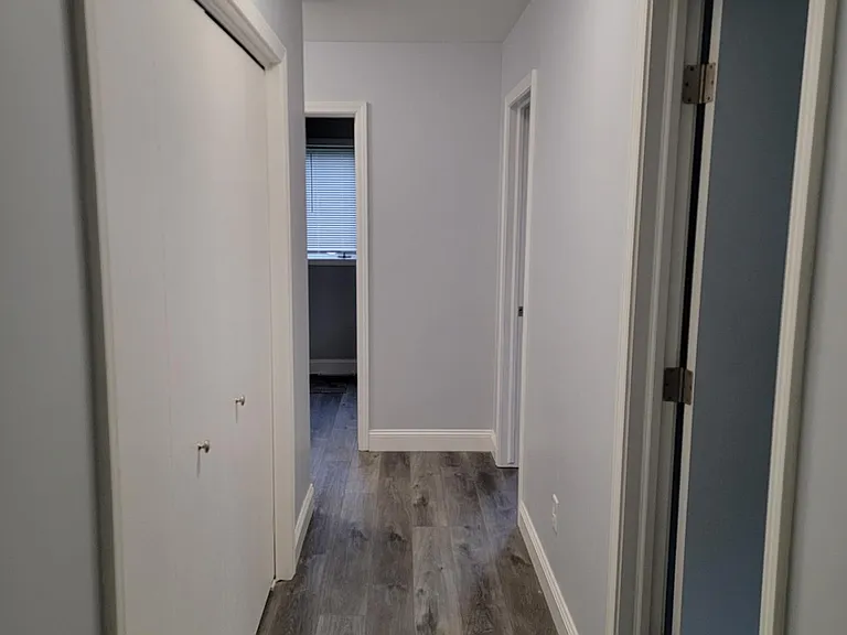 978 Sycamore Dr — Photo 8