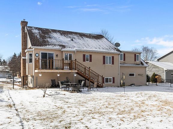 2nd image of 2618 W Sunnyview Cir