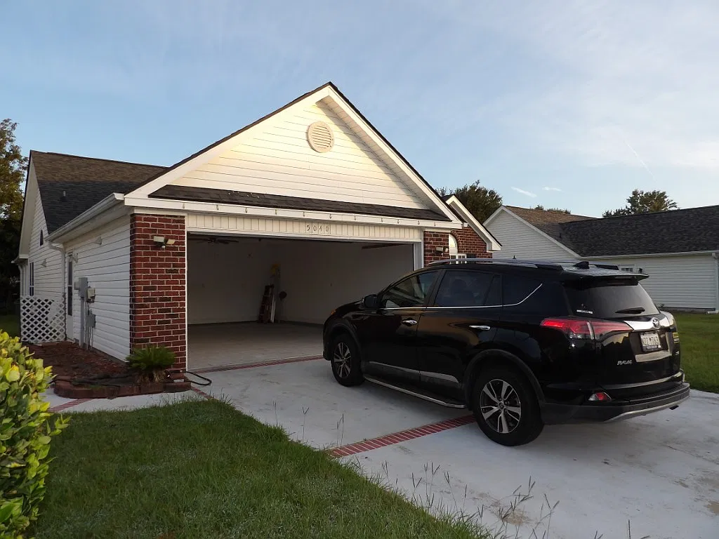 3 bed, 2150 sqft, $2,150 — Photo 2