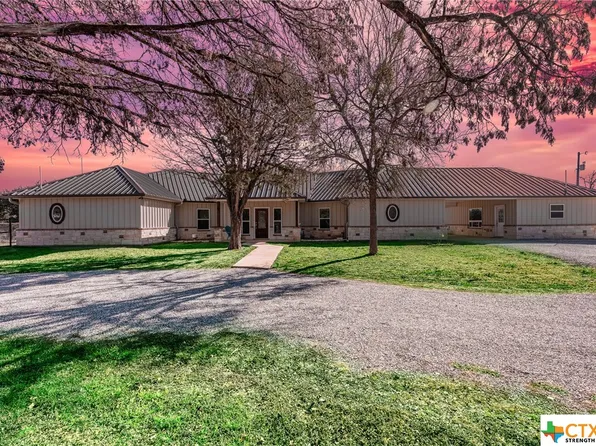 1818 Hay Valley Rd, Gatesville, TX 76528