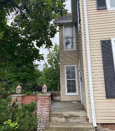 3rd image of 102 N State Ave