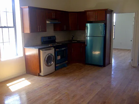 Rented by Obiajula Ugbomah, LREB | media 9