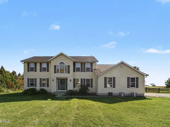 14425 Nantucket Dr, Bowling Green, OH 43402