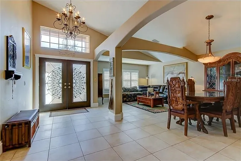 4 bed, 2126 sqft, $2,950 — Photo 4