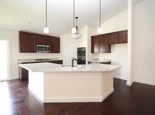 16103 Amber Vista Dr, Ballwin, MO 63021