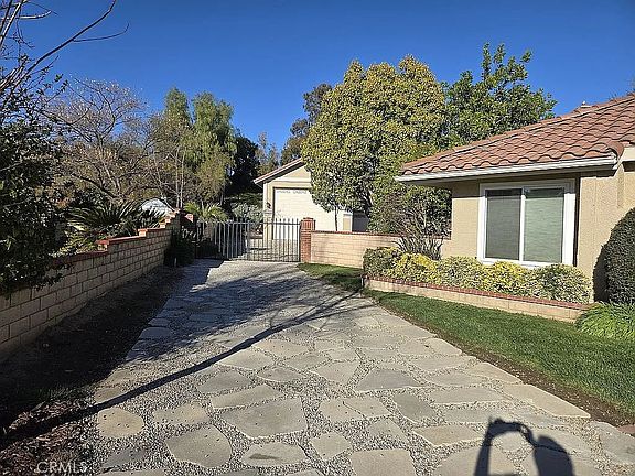 4th image of 11056 Aldren Ct