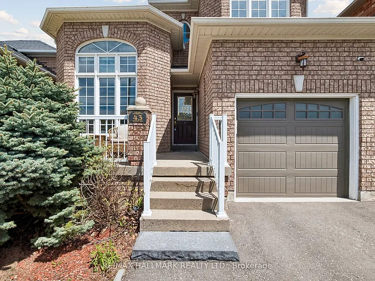 43 Nobbs Dr — Photo 3