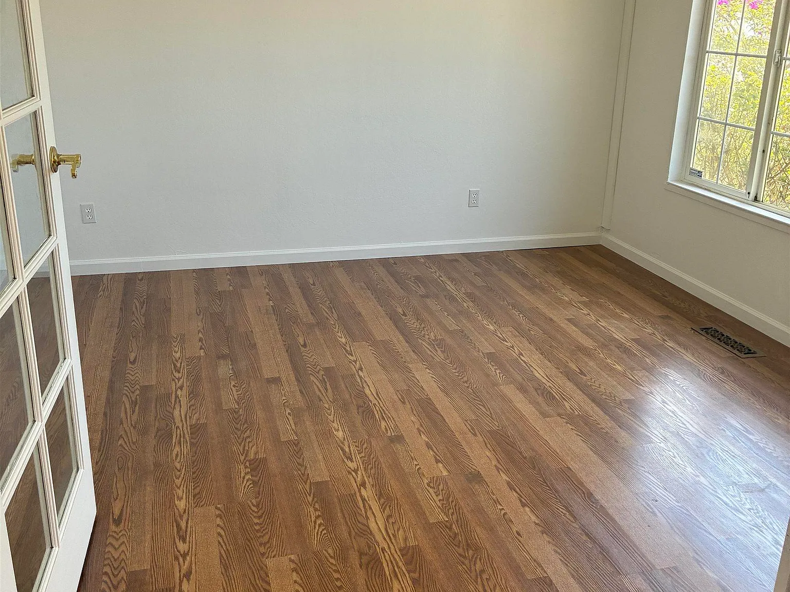 3 bed, 2.0 bath, 1386 sqft, $3,100 — Photo 4