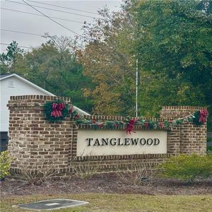 231 Roswell Dr E, Brunswick, GA, 31525
