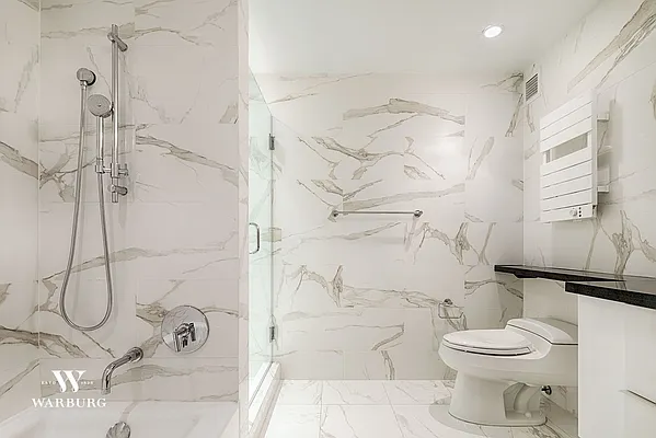 Rented by Warburg | media 10