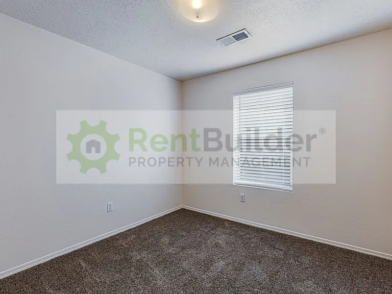 10532 Ramah Dr NW — Photo 15