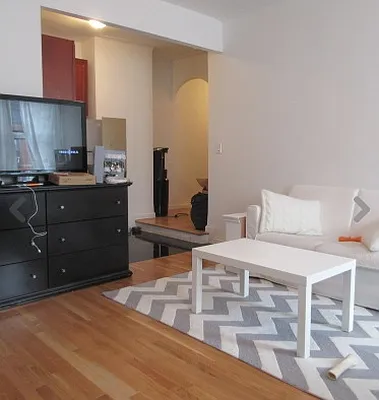Rented by Mdrn Residential | media 6