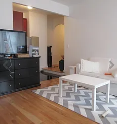 Rented by Mdrn Residential