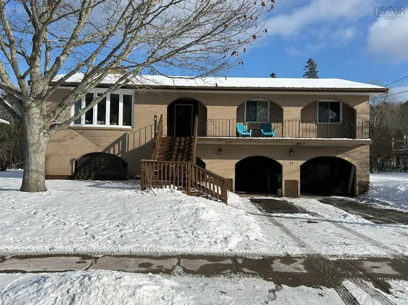 77 Harris Ave, Truro, NS B2N 3N3