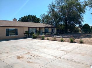 21795 Waalew Rd, Apple Valley, CA 92307