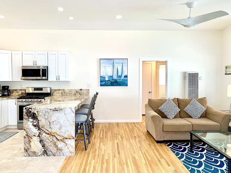 7680 La Jolla Blvd #7674 — Photo 1