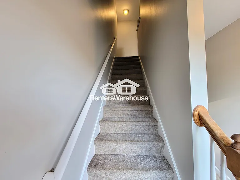 7712 Autry Cir #402 — Photo 11
