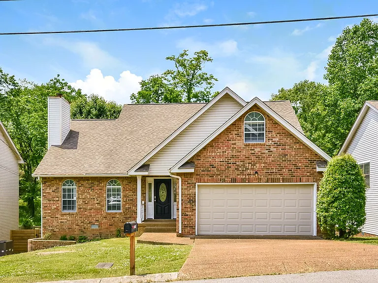 3408 Cobble St — Photo 1