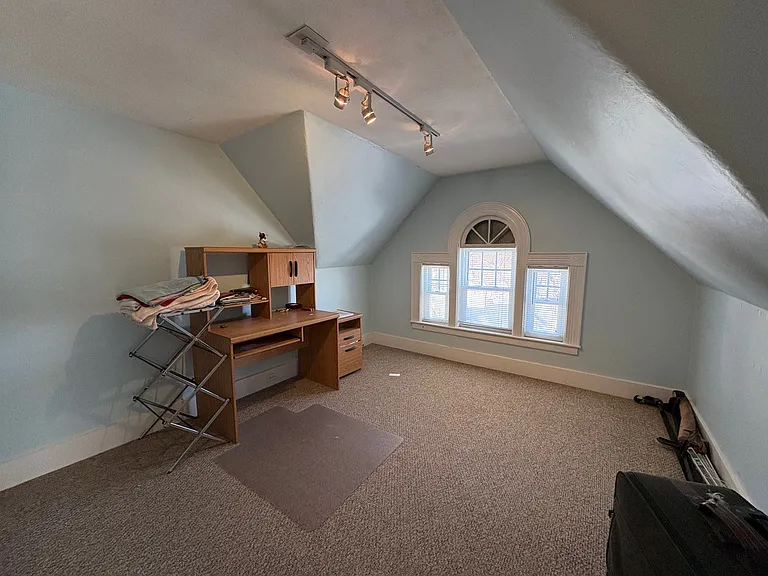 7 Englewood Ave #2 — Photo 8