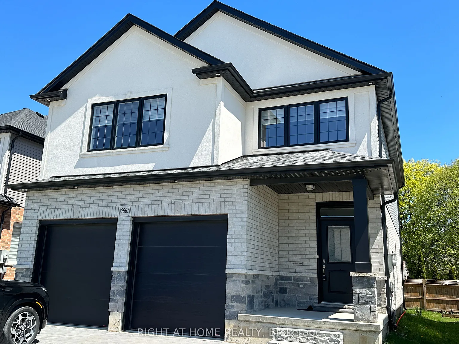 5 bed, $3,375 — Photo 1