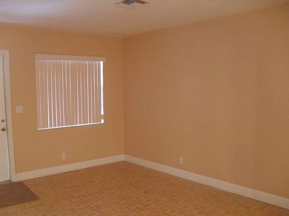 5th image of 513 NW 17th Ave