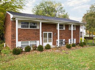 2202 Augusta Dr, Jeffersonville, IN 47130