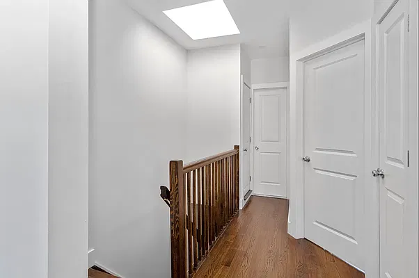 Rented by NY Space Finders Inc. | media 5