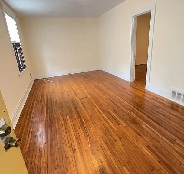 1300 Wertland St — Photo 7