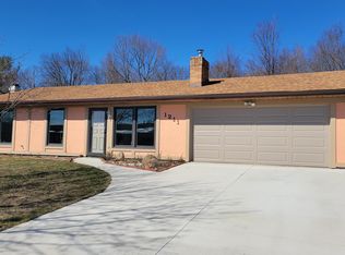 1211 Springbrook Rd, Fort Wayne, IN 46825