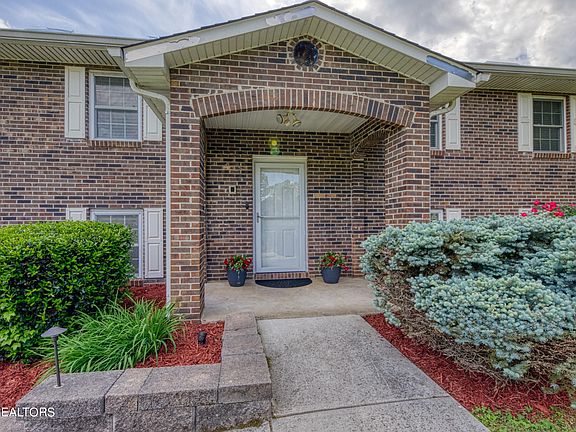 5th image of 401 James Dr