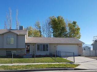 5787 S Woodview Dr, Salt Lake City, UT 84118