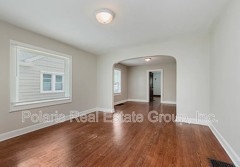 6222 Kingsley Dr — Photo 4