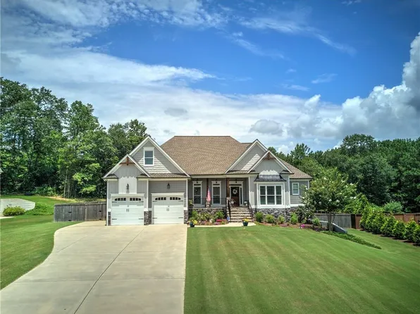 33 River Birch Dr, Euharlee, GA 30145