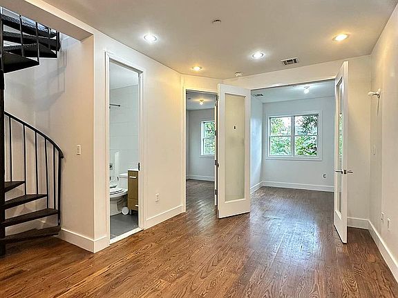 2nd image of 1072 Bergen St #4M