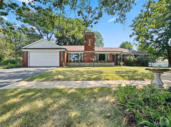 408 N Moore St, Waterloo, IL 62298