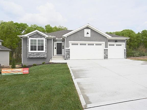 2nd image of 12680 NW Bittersweet Dr
