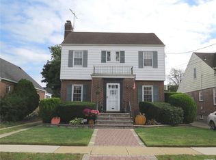 53 Union St, Valley Stream, NY 11580