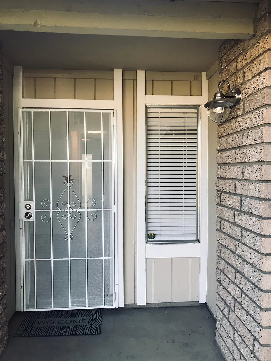 10072 Fraser River Ct photo 1