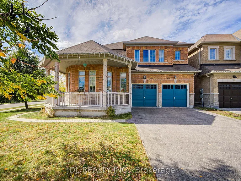 1139 Cenotaph Blvd — Photo 2