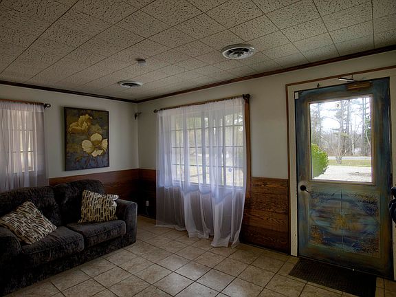 4th image of 4491 S Jackson Rd