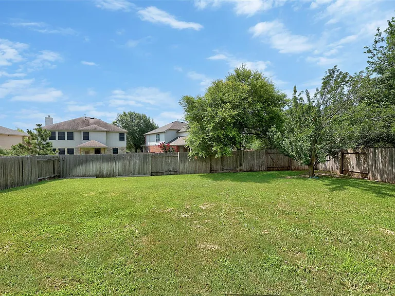 3713 Turetella Dr — Photo 15
