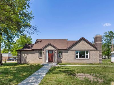 525 3rd St, Elmwood, NE, 68407