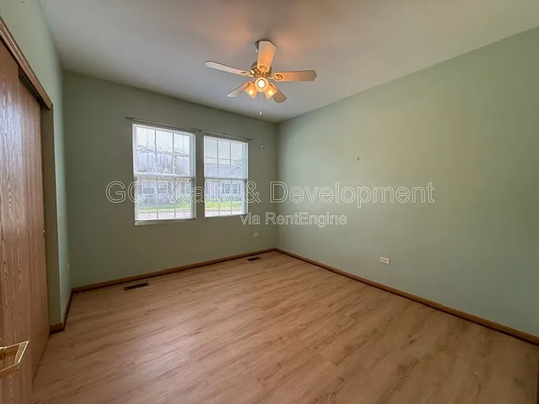 12961 Pennsylvania Ave — Photo 11